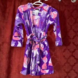 Girls CuddlDuds bathrobe